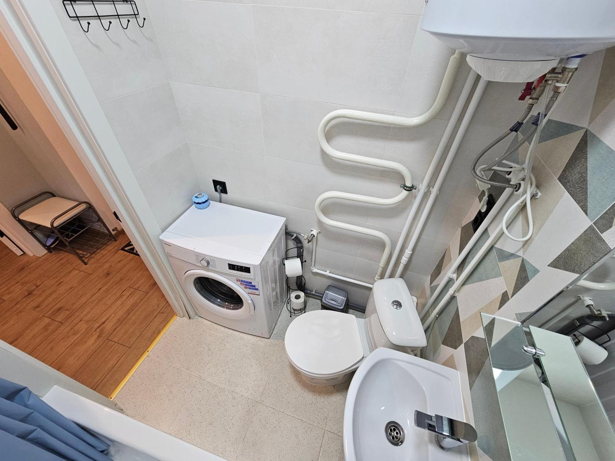 All New And Cozy Apartment In The Silence Center คีชีเนา ภายนอก รูปภาพ